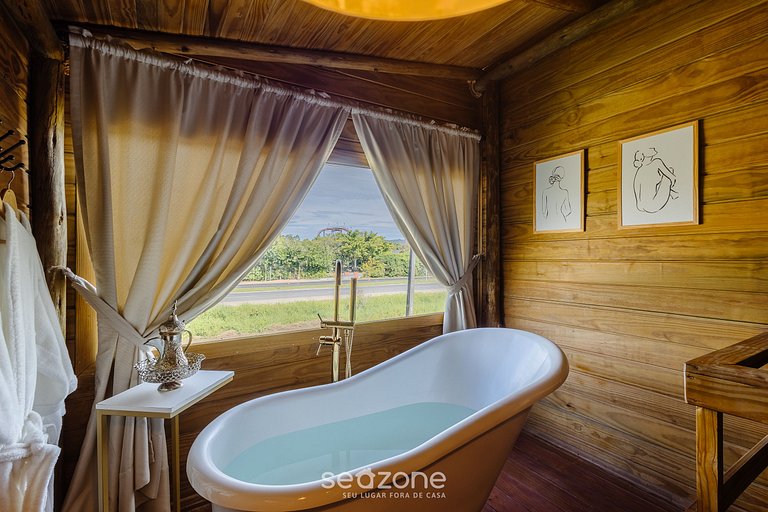 Cabaña frente a Beto Carrero con bañera TRS0004