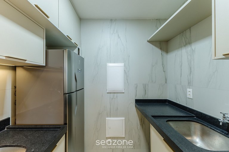 Ap en cond. con piscina y vista al mar PET0008