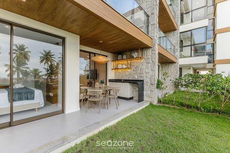 Ap en cond. con piscina y vista al mar PET0008