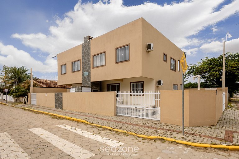 Casa 2D c/ parrilla próx. de la playa RHE201