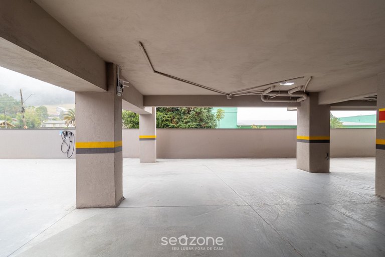 Estudio c/ balcón y vista urbana – CZZ0505