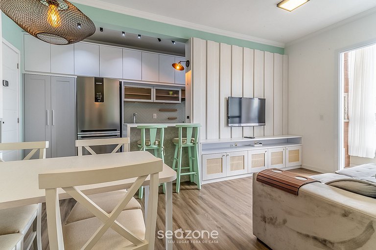 Apto c/ varanda gourmet a 800m da praia CBE0201