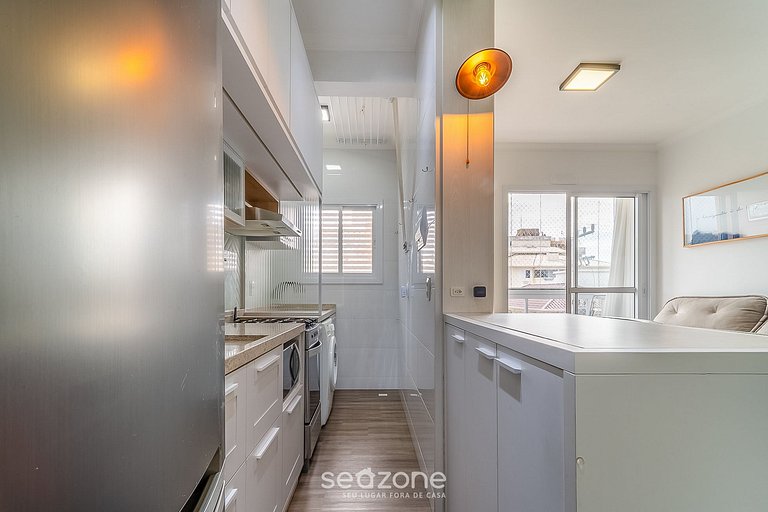 Apto c/ varanda gourmet a 800m da praia CBE0201