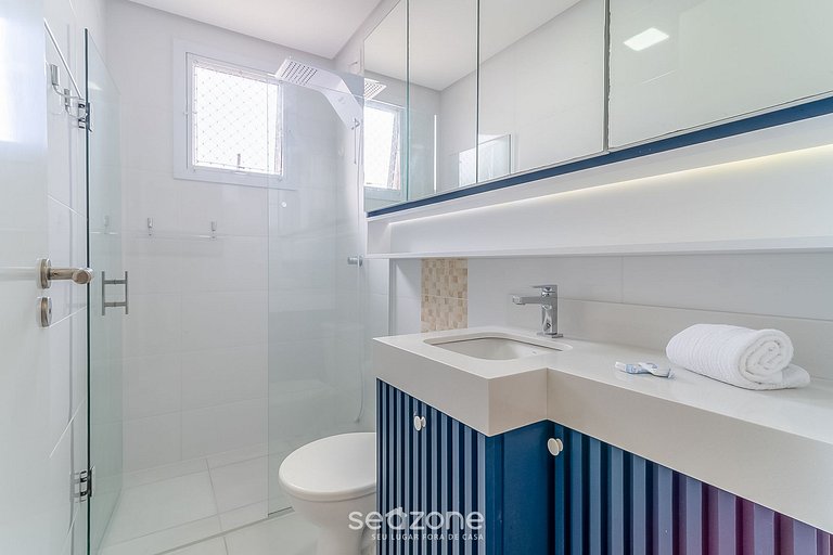 Apto c/ varanda gourmet a 800m da praia CBE0201