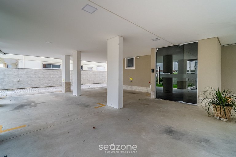 Apto c/ varanda gourmet a 800m da praia CBE0201