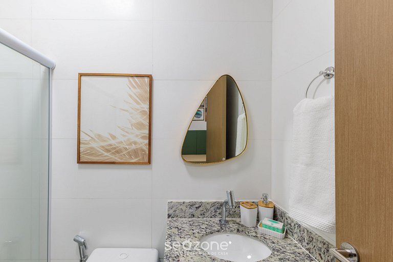 Apto com vista para lagoa e piscina VLL0101