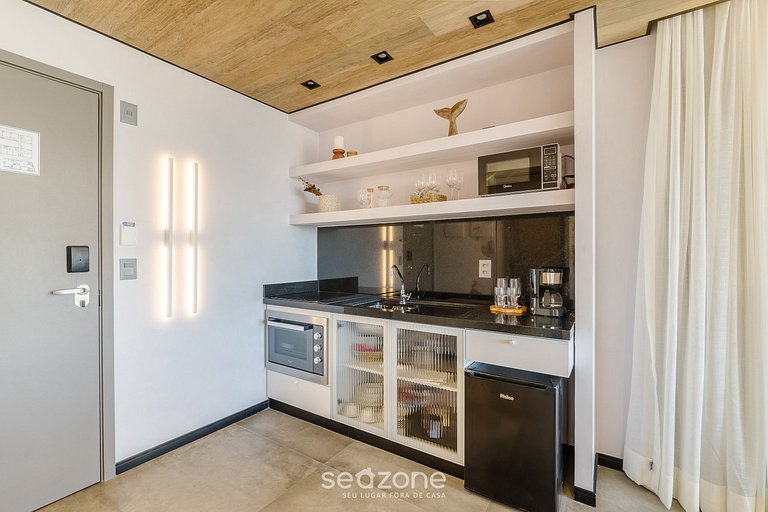 Estudio con Balcón y Vista Lateral al Mar NWT1218