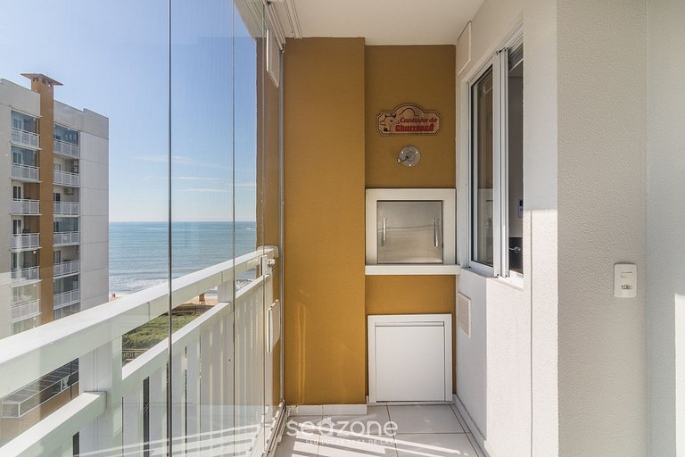 Apto com vista para a praia em Itajuba VAC5604