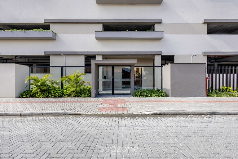 Apto c/ suíte e varanda gourmet em Penha SKL0601