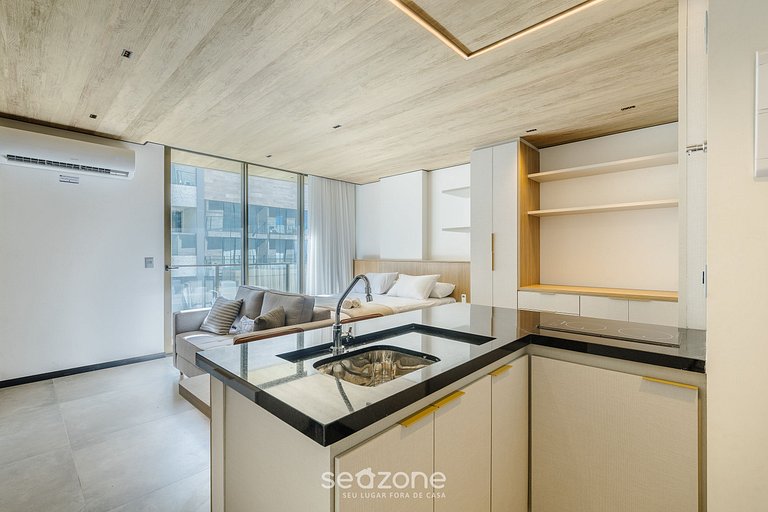 Hermoso estudio con vista lateral al mar NWT1307