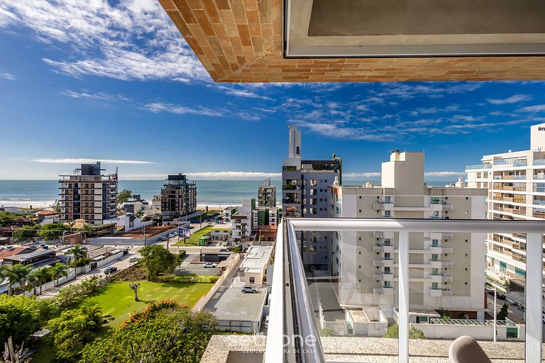 Apto c/ churrasqueira gourmet e vista mar EHI0802