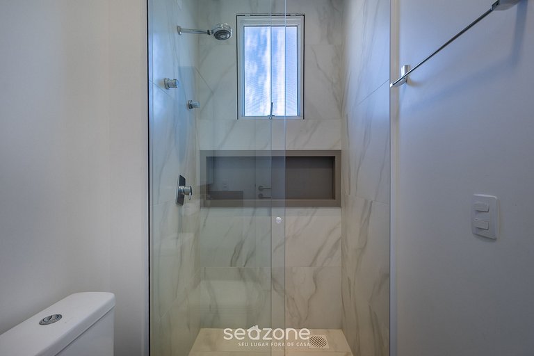 Apto c/ churrasqueira gourmet e vista mar EHI0802