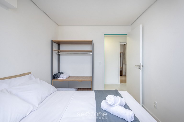 Apto 3Q c/ varanda gourmet a 400m do mar SKL1307