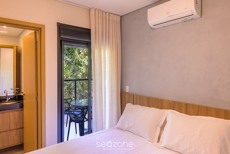 Apto c/ varanda gourmet a passos do Mar HRE0025