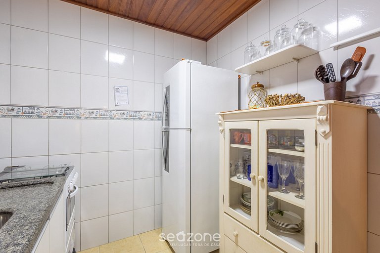 Casa encantadora c/ parrilla junto al mar MON0099