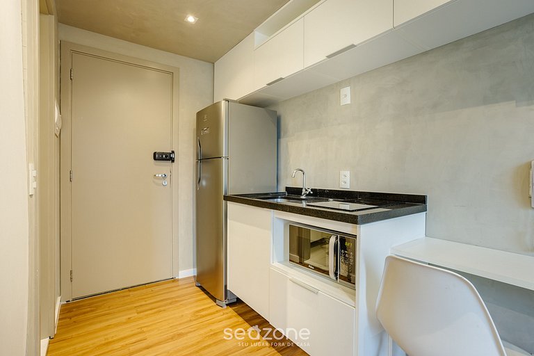 Studio moderno perto de shopping e metrô ISM0619