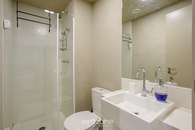 Studio moderno perto de shopping e metrô ISM0619