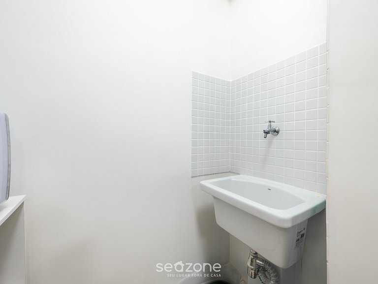 Apto c/ balcón y vista a 300m de la playa SOA0912