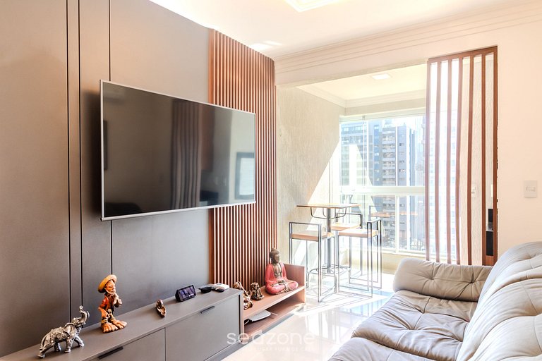 Apto c/ varanda e churrasq. proximo ao Mar GRI1305