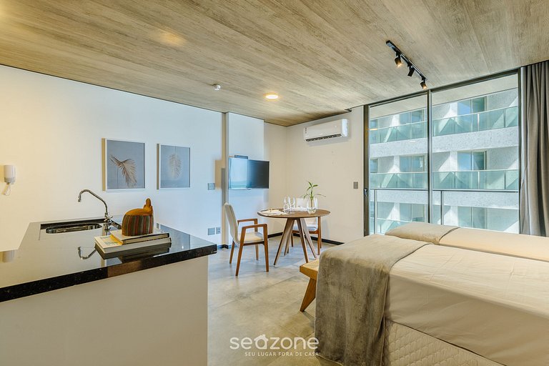 Conforto c/ Varanda e Vista Lateral Mar | NWT0705