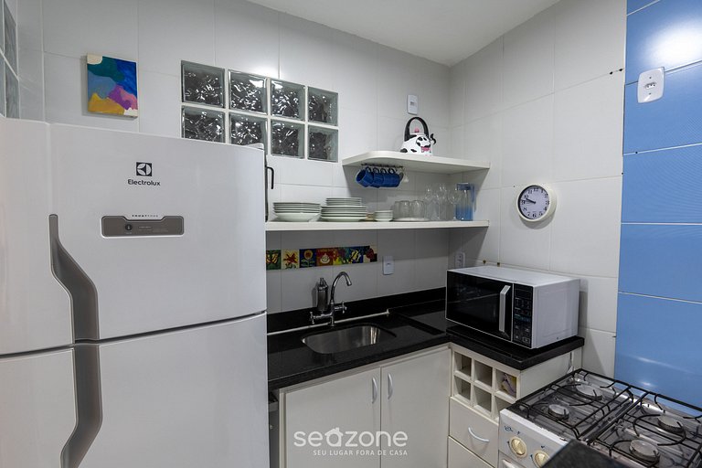 Apto com varanda e vista incrível do mar - STP0903