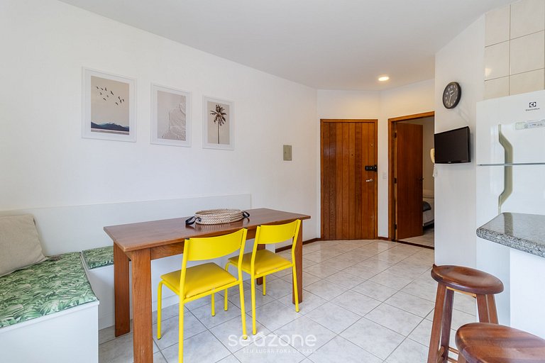 Ap con Balcón, a 600 m del Mar en Jurerê CIE0202