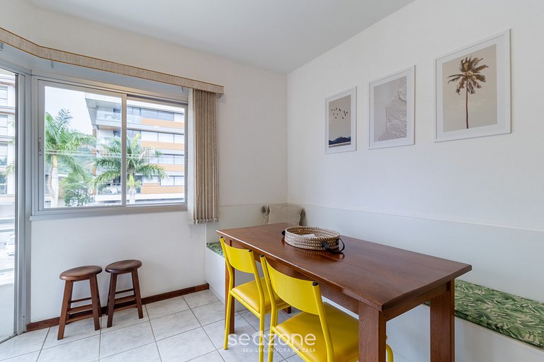 Ap con Balcón, a 600 m del Mar en Jurerê CIE0202