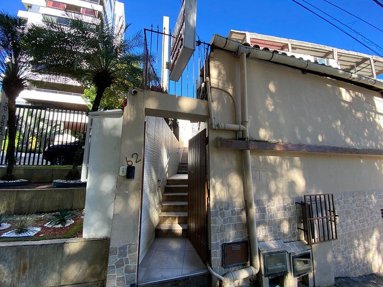Conforto Perto da Praia e Shopping ADE0003