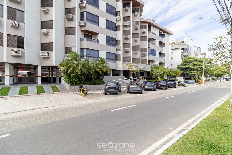 Apartamento o a 400m da Praia de Jurerê CDS0401