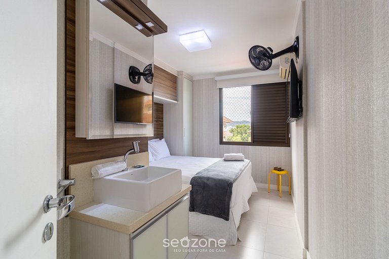 Apartamento o a 400m da Praia de Jurerê CDS0401