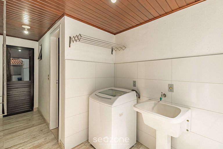 Apt 3Q c/ Churrasqueira a 80m da Praia ERV0101