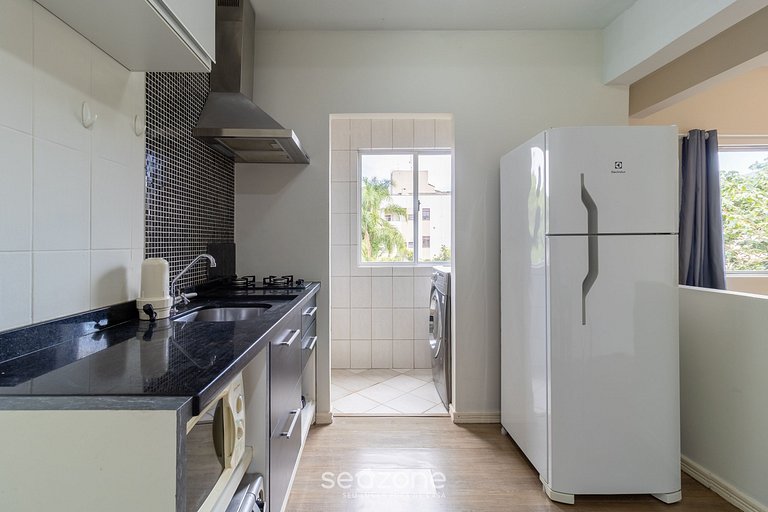 Apto completo a 700m da Praia dos Ingleses MAB0203