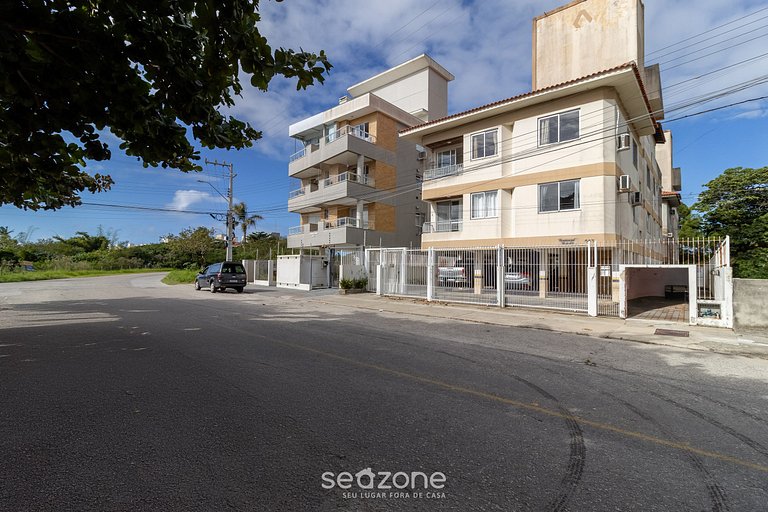 Apto completo a 700m da Praia dos Ingleses MAB0203