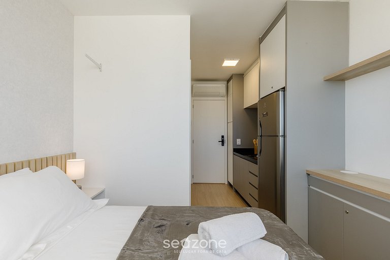 Hospede-se c/ academia e piscina no Centro ECL1902