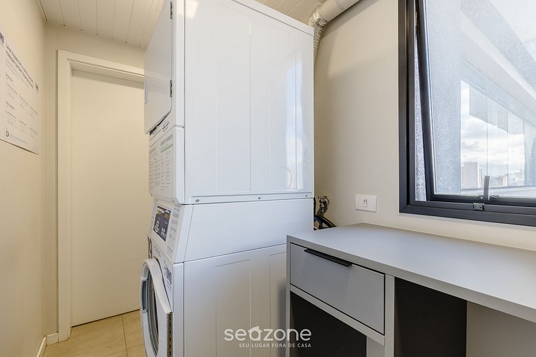 Alójate c/ gimnasio y piscina en el Centro ECL1902