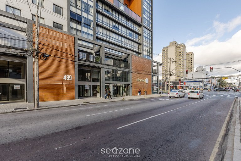 Estancia cómoda y completa en el centro de Curitiba - ECL