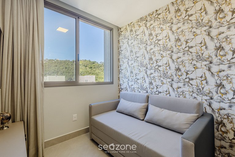 1Q 500m Praia do Ribeiro c/ varanda ELF0609