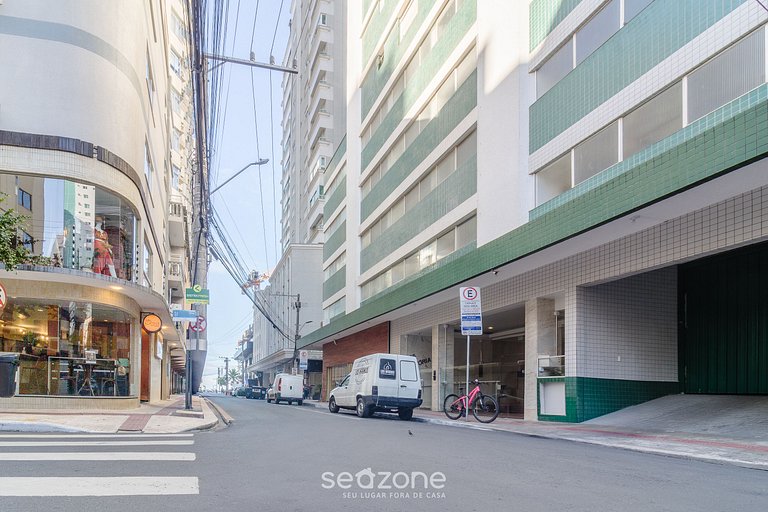 Apto c/ varanda a 100m da praia central - VTR0033