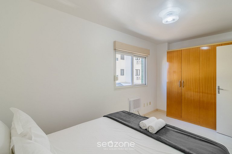 Apto c/ varanda a 100m da praia central - VTR0033