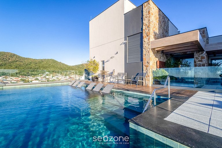 Studio c/ varanda e vista, a 50m da Praia PSO0302