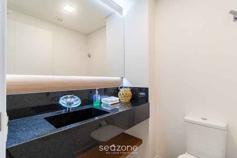 Apto moderno a 240m del mar en Jurerê JRR309