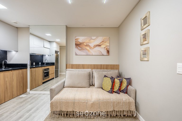 Depto c/ piscina y gym 350m Meia Praia IFT0808