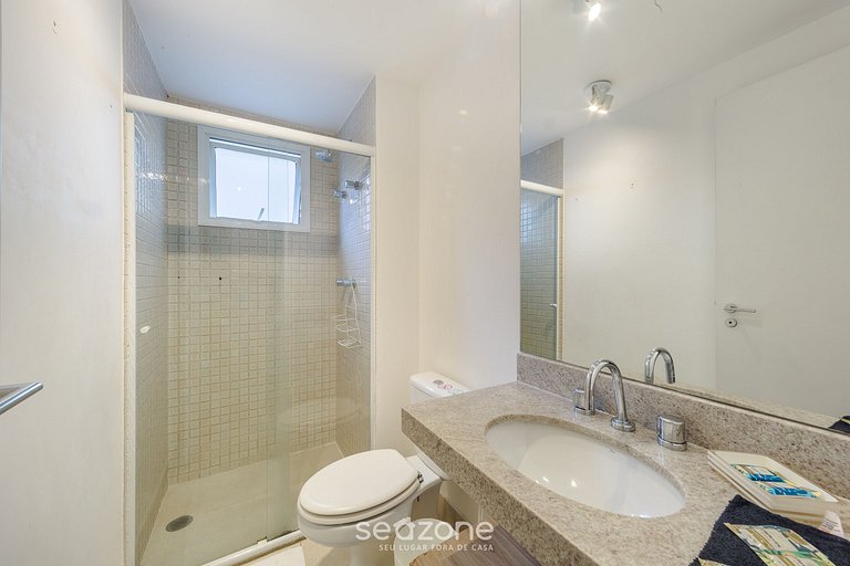 Apto c/ varanda a 750m do B. do Batman PDM0208