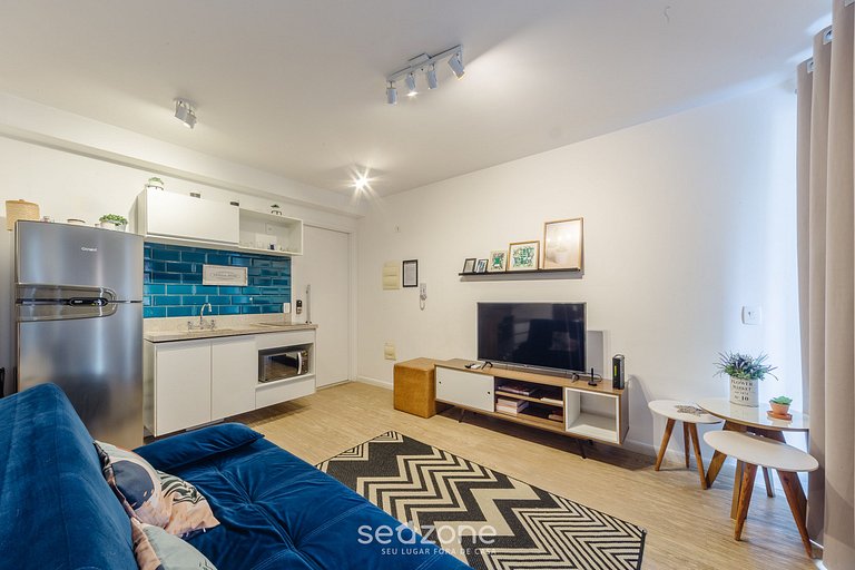 Apto c/ varanda a 750m do B. do Batman PDM0208