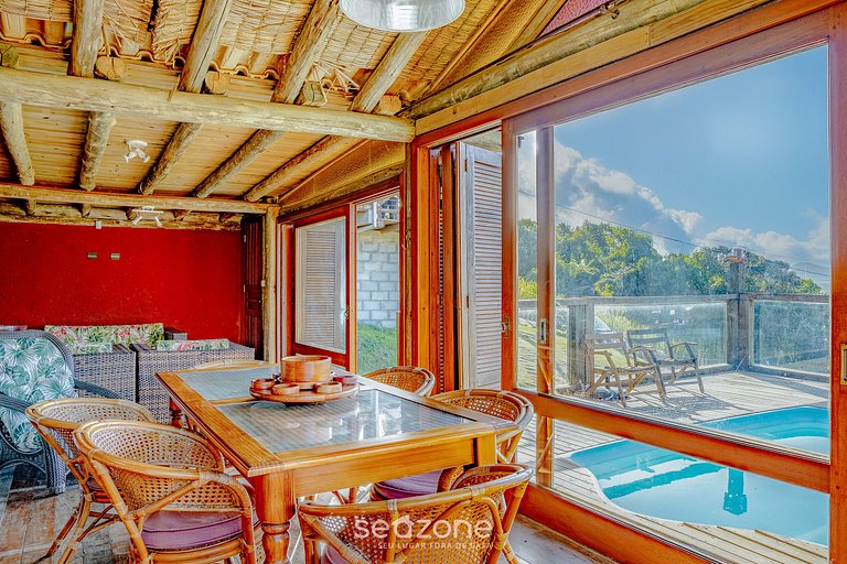 Hermosa casa c/ piscina en medio de la naturaleza EGF000