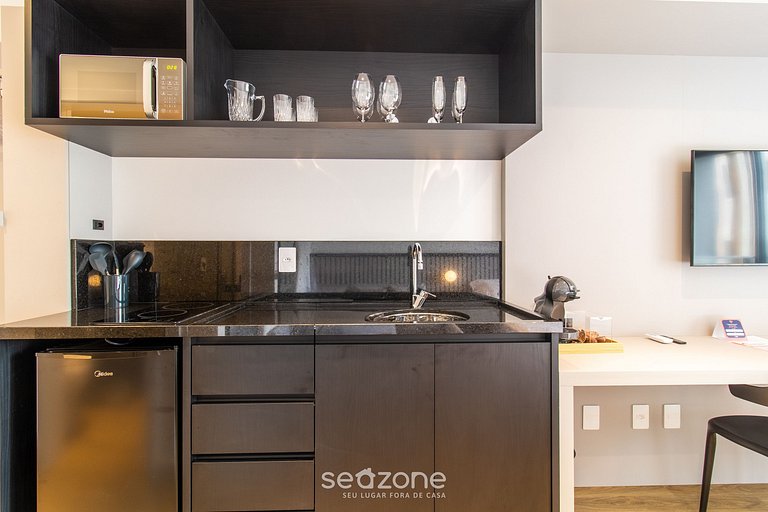 Estúdio Vista Lateral Mar 50m da Praia PSO0708