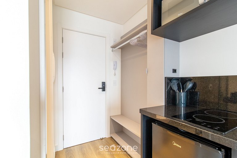 Estúdio Vista Lateral Mar 50m da Praia PSO0708