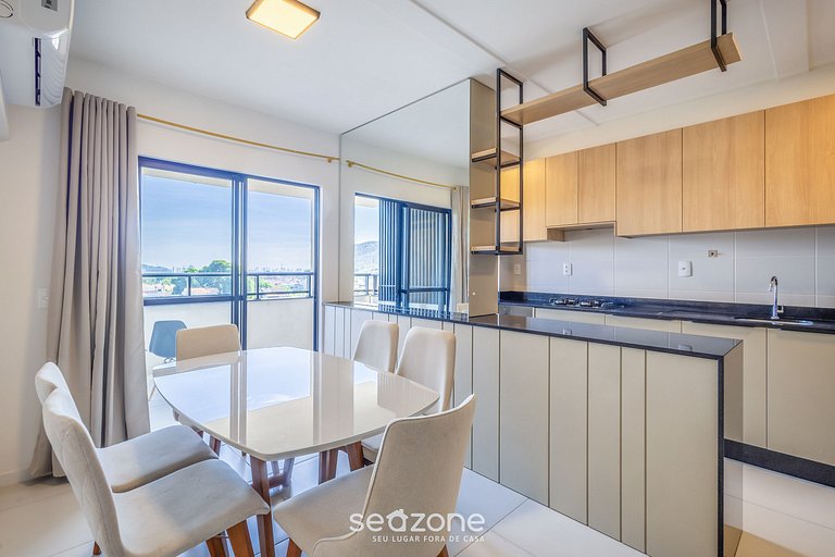 Apto con terraza a pasos del mar | SKL0507