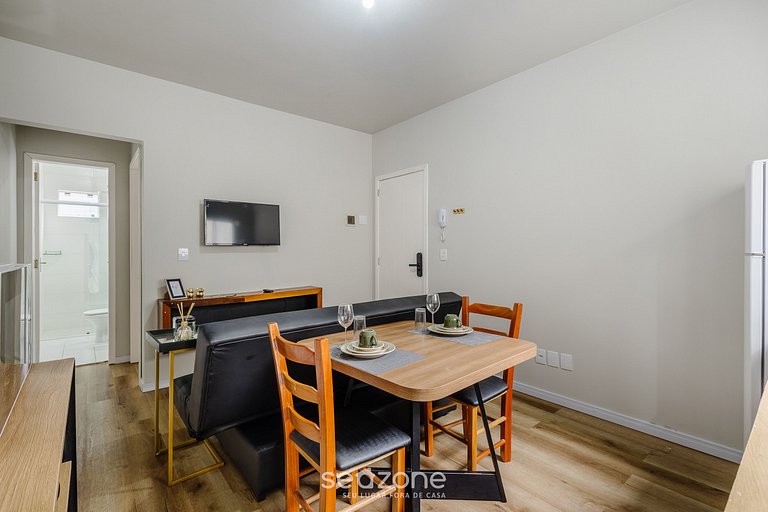 Apto completo a passos do Rio Itajaí - CAR0206