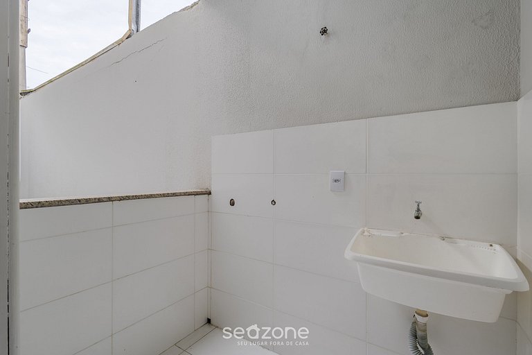 Apto completo a passos do Rio Itajaí - CAR0206